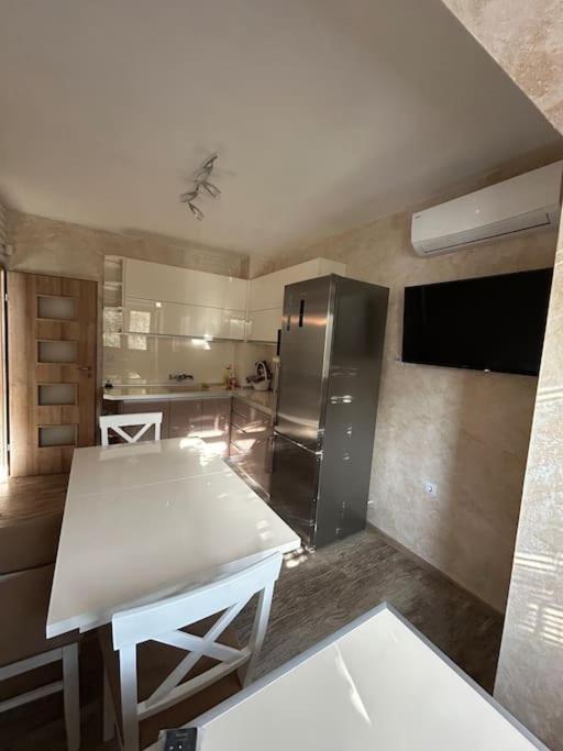 Luxurious Flat Pleven Center Apartment ภายนอก รูปภาพ